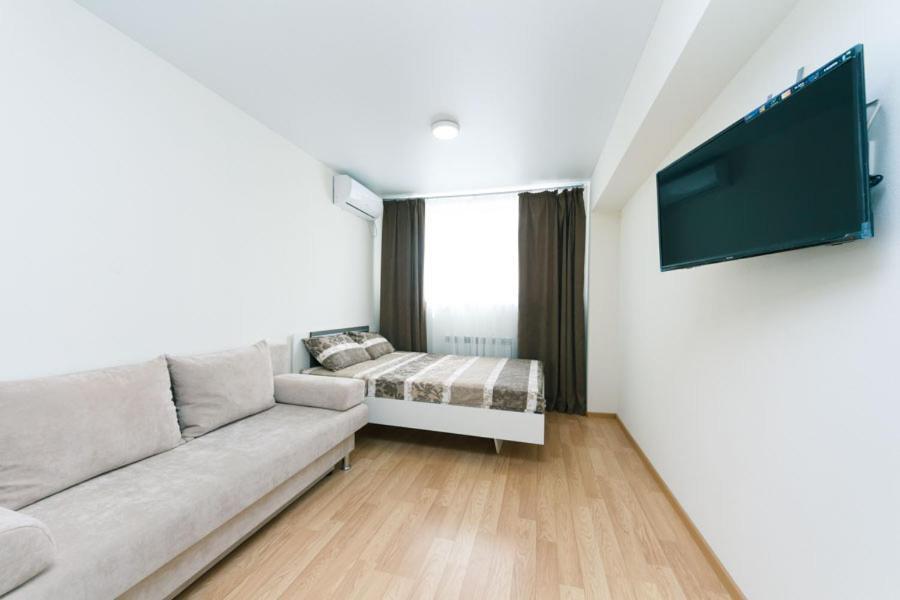 Apartamento Cozy Smarthouse Kiev Exterior foto