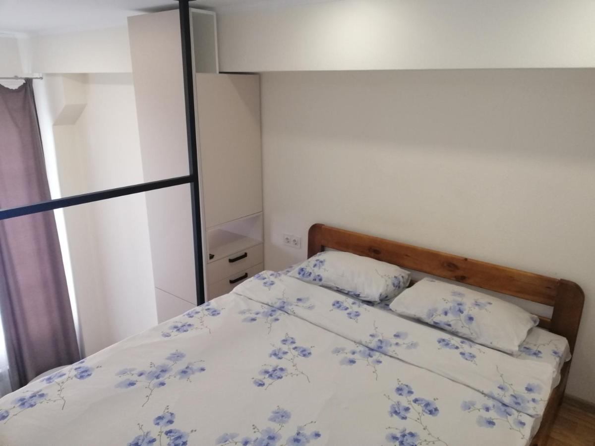Apartamento Cozy Smarthouse Kiev Exterior foto