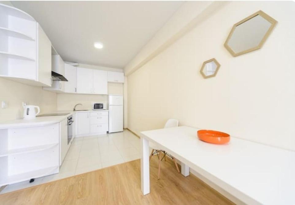Apartamento Cozy Smarthouse Kiev Exterior foto